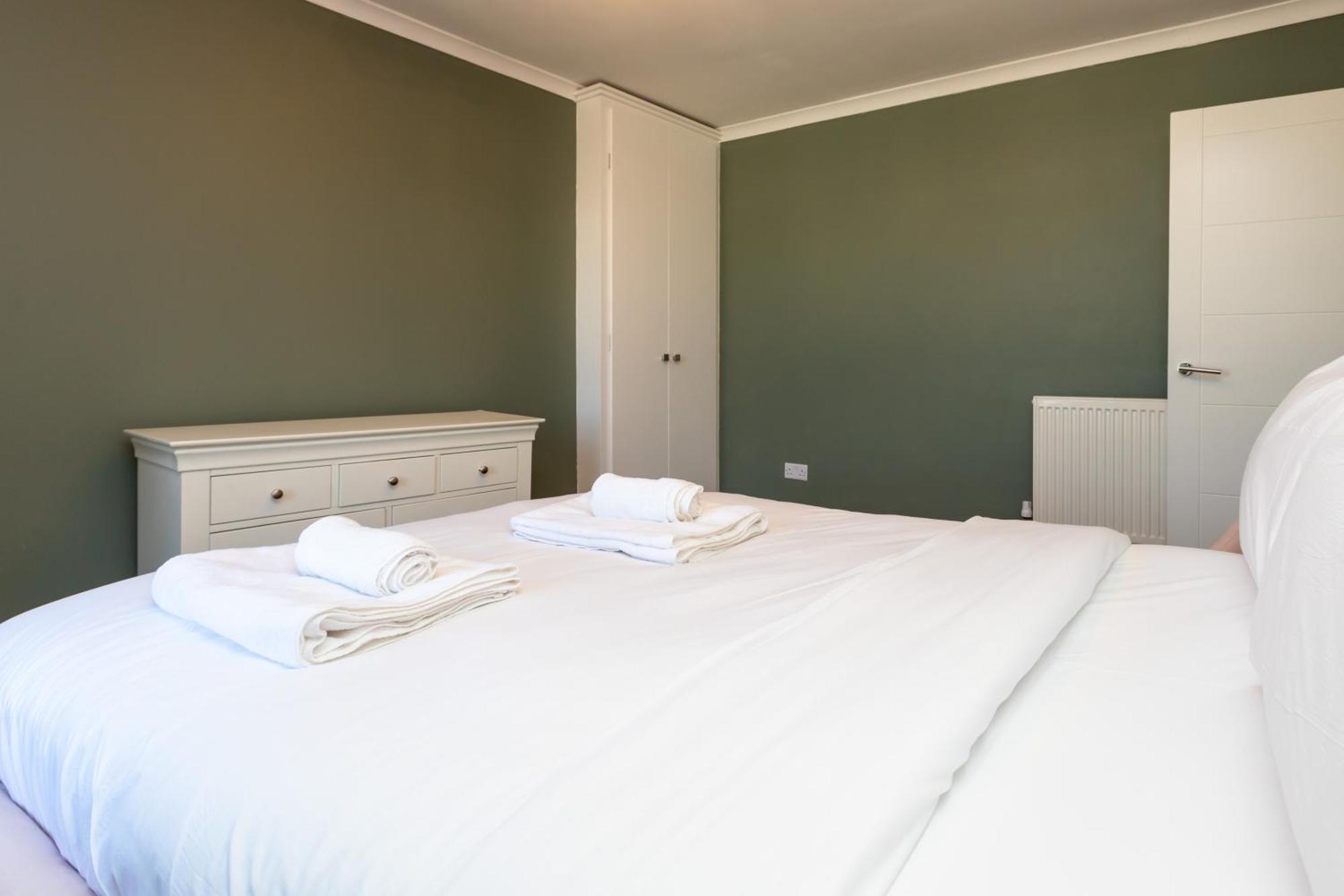 Spacious & Pristine 2Bd Flat - Balham Londres Exterior foto